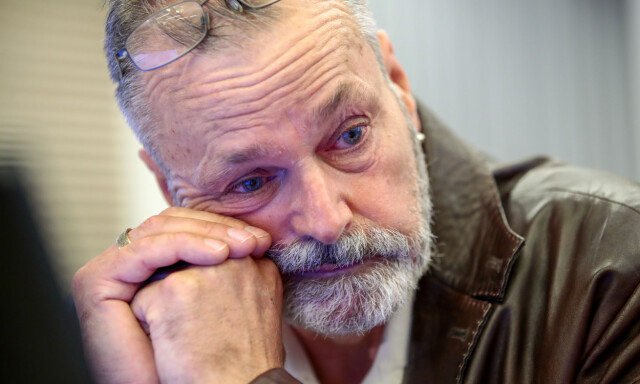 Det de i praksis sier, er: Vi er jurister og vet bedre enn dere